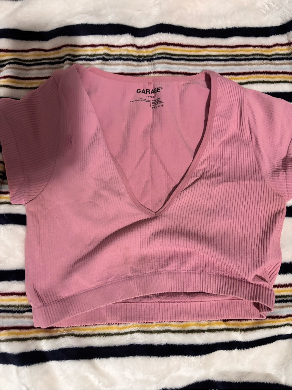 Garage Dusty Pink Ribbed V-Neck Cropped Tee